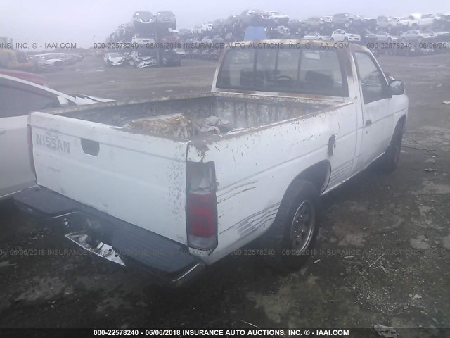 1N6ND11S3KC384001 - 1989 NISSAN D21 SHORT BED WHITE photo 4