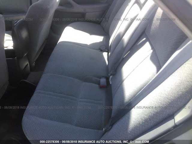 4T1BF22K51U960356 - 2001 TOYOTA CAMRY LE/XLE BEIGE photo 8