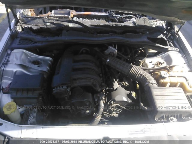 2D4FV48T55H517608 - 2005 DODGE MAGNUM SE SILVER photo 10