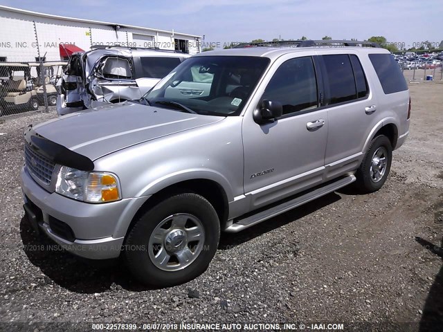 1FMZU75W72ZC61007 - 2002 FORD EXPLORER LIMITED SILVER photo 2