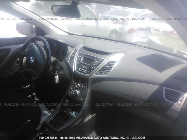 KMHDH6AH7EU026432 - 2014 HYUNDAI ELANTRA COUPE GS/SE WHITE photo 5