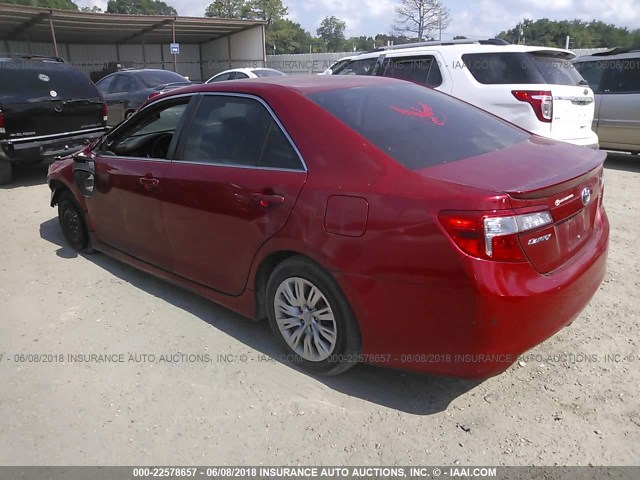 4T1BF1FK2CU557250 - 2012 TOYOTA CAMRY SE/LE/XLE MAROON photo 3