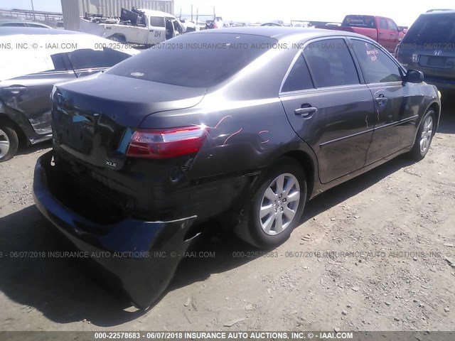 JTNBK46K773019555 - 2007 TOYOTA CAMRY NEW GENERAT LE/XLE/SE GRAY photo 4