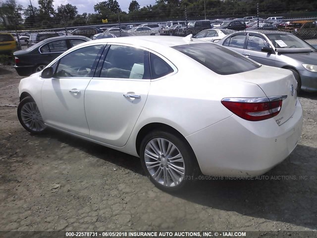 1G4PR5SK3D4185834 - 2013 BUICK VERANO CONVENIENCE WHITE photo 3