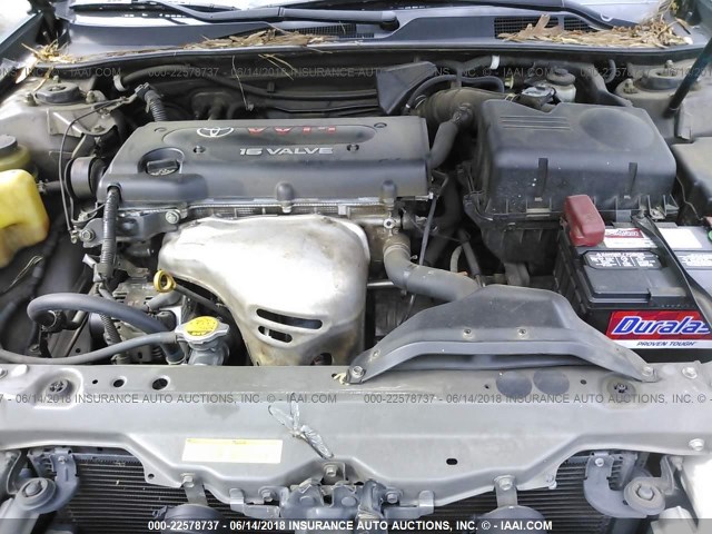 JTDBE32K030219622 - 2003 TOYOTA CAMRY LE/XLE Մոխրագույն լուսանկար 10