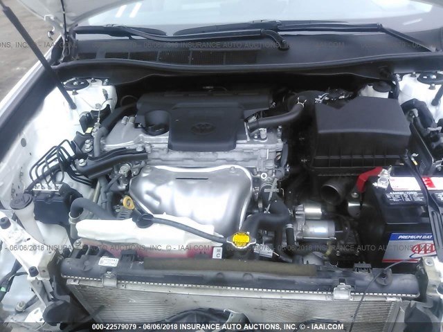 4T1BF1FK0EU819818 - 2014 TOYOTA CAMRY L/SE/LE/XLE თეთრი ფოტო 10