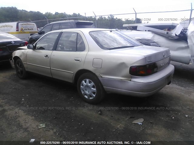 4T1BG12K0TU656474 - 1996 TOYOTA CAMRY DX/LE/XLE GOLD photo 3