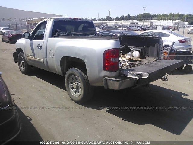 1GCNCSEA0BZ161795 - 2011 CHEVROLET SILVERADO C1500 LT SILVER photo 3