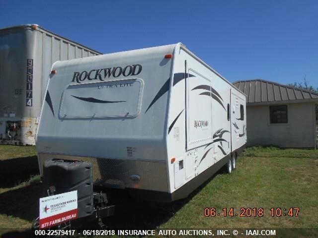 4X4TRLC29FZ132593 - 2015 FOREST RIVER ROCKWOOD  白色 照片 2