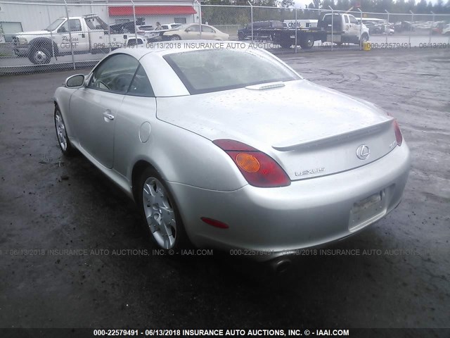 JTHFN48Y650065602 - 2005 LEXUS SC 430 SILVER photo 3