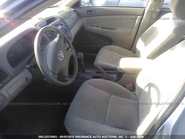 4T1BE32K52U519515 - 2002 TOYOTA CAMRY LE/XLE/SE 蓝色 照片 5