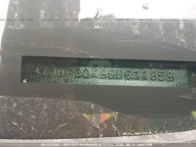 4T1BF30K95U611859 - 2005 TOYOTA CAMRY LE/XLE/SE ვერცხლისფერი ფოტო 9