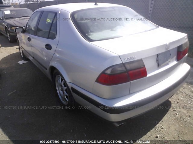 YS3ED48E213041496 - 2001 SAAB 9-5 SILVER photo 3