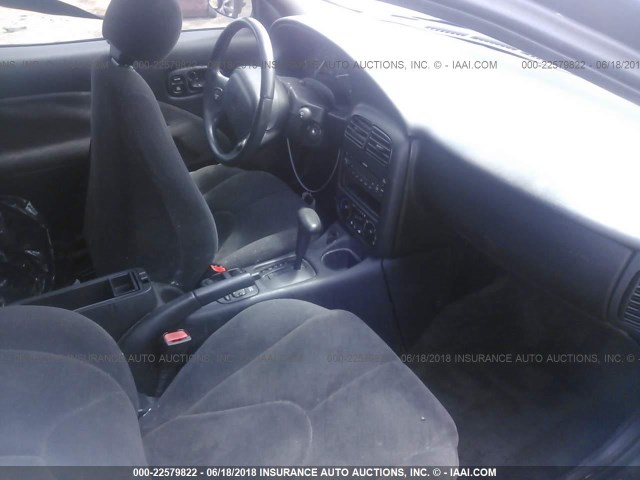 1G8ZY12762Z163518 - 2002 SATURN SC2 RED photo 5