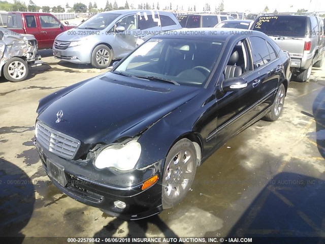 WDBRF64J35F576647 - 2005 MERCEDES-BENZ C 320 BLACK photo 2