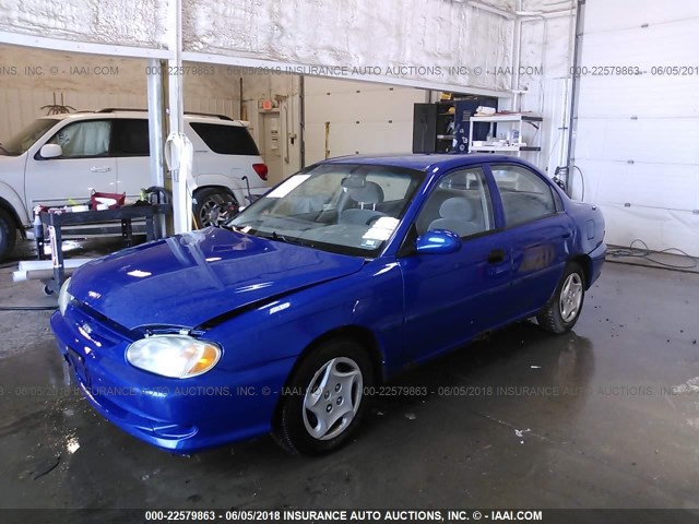 KNAFB1215Y5868359 - 2000 KIA SEPHIA LS BLUE photo 2