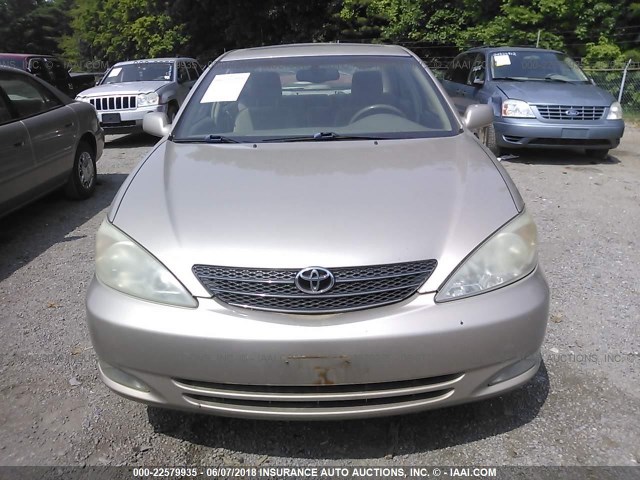 4T1BE32K64U899225 - 2004 TOYOTA CAMRY LE/XLE/SE თაფლისფერი ფოტო 6