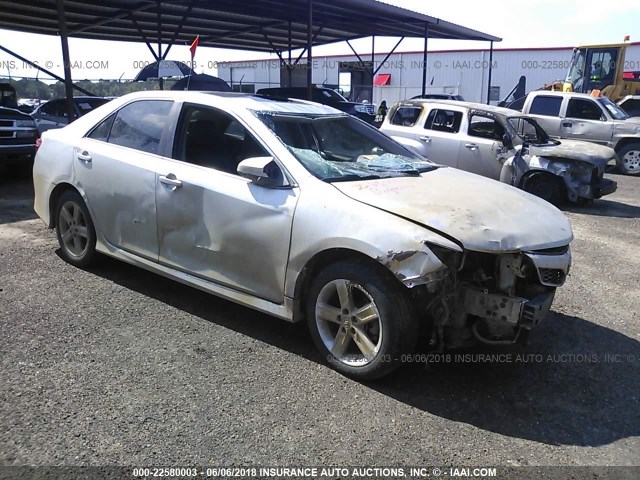 4T1BF1FK4CU103274 - 2012 TOYOTA CAMRY SE/LE/XLE ვერცხლისფერი ფოტო 1