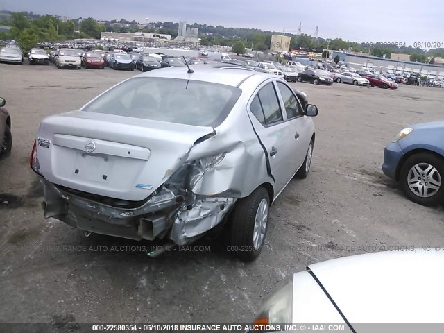 3N1CN7APXDL861166 - 2013 NISSAN VERSA S/S PLUS/SV/SL SILVER photo 4