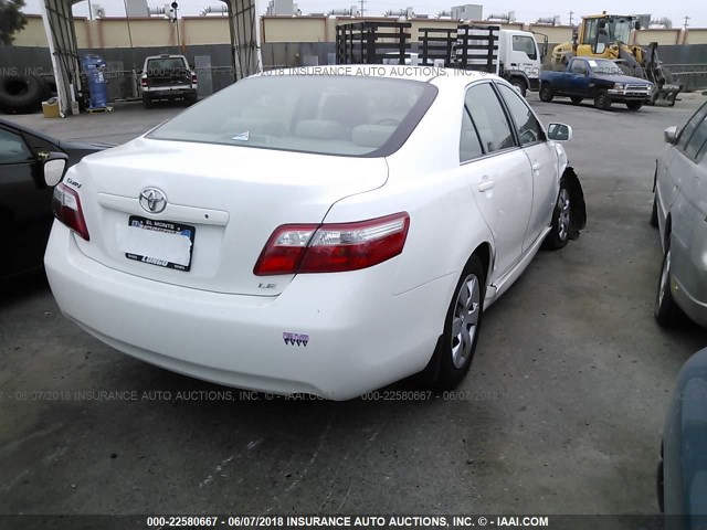 4T1BE46K17U512696 - 2007 TOYOTA CAMRY NEW GENERAT CE/LE/XLE/SE WHITE photo 4