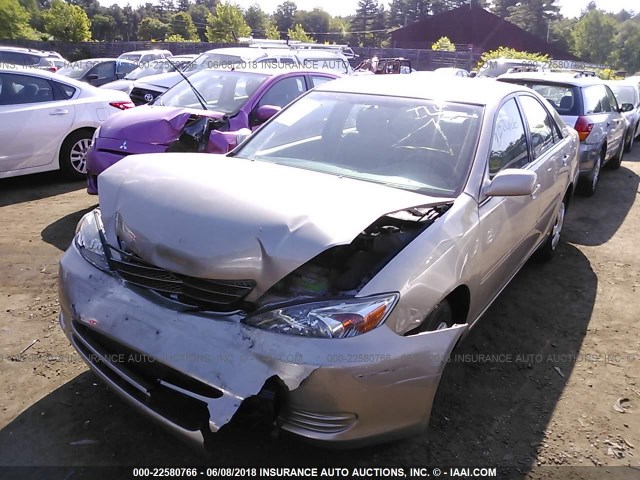 4T1BE32K74U874110 - 2004 TOYOTA CAMRY LE/XLE/SE თაფლისფერი ფოტო 2