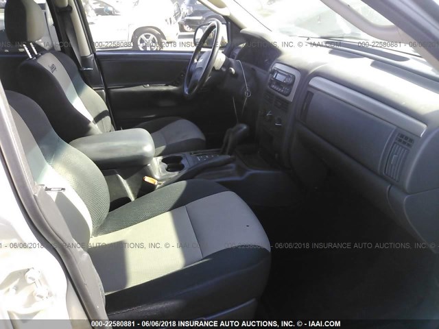 1J4GW48S14C420035 - 2004 JEEP GRAND CHEROKEE LAREDO/COLUMBIA/FREEDOM 银色 照片 5