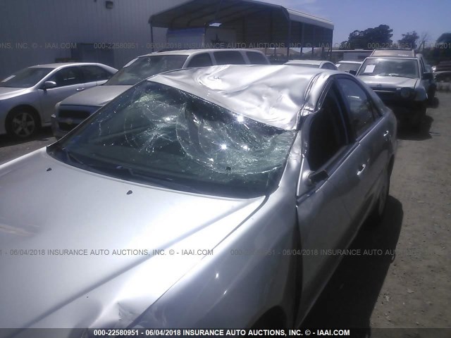 JTDBE32K620026163 - 2002 TOYOTA CAMRY LE/XLE/SE 银色 照片 6