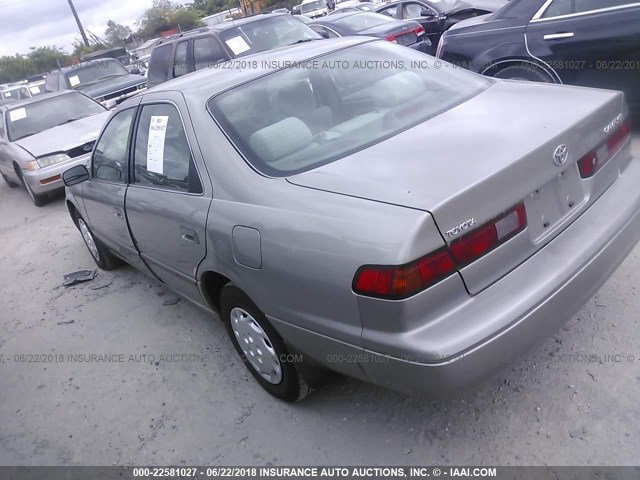 JT2BG22K5W0150377 - 1998 TOYOTA CAMRY CE/LE/XLE ნაცრისფერი ფოტო 3