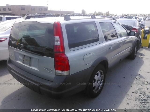 YV1SZ59H141135910 - 2004 VOLVO XC70 SILVER photo 4