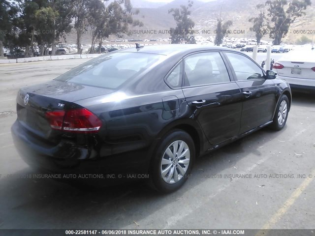 1VWAT7A3XFC055301 - 2015 VOLKSWAGEN PASSAT S BLACK photo 4