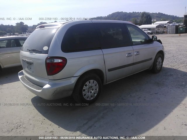 1C4GP45R15B375271 - 2005 CHRYSLER TOWN & COUNTRY  SILVER photo 4