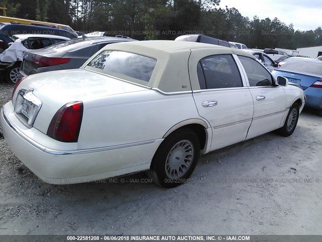 1LNHM83W11Y698087 - 2001 LINCOLN TOWN CAR CARTIER WHITE photo 4