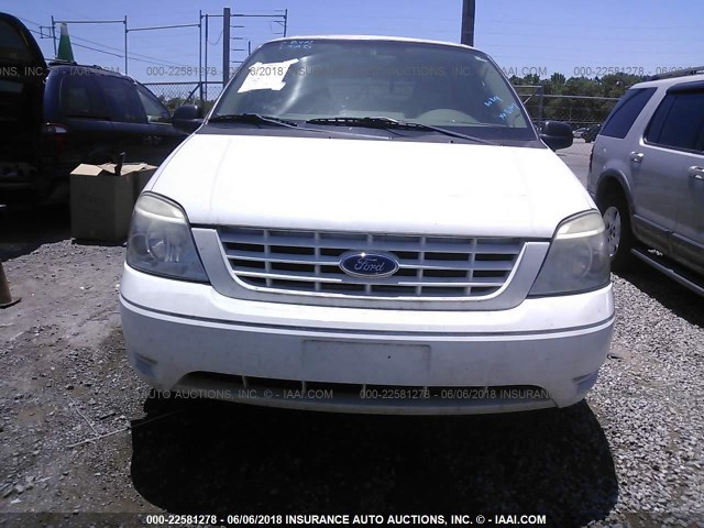 2FMZA506X4BA65086 - 2004 FORD FREESTAR S WHITE photo 6