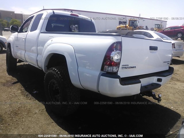 5TFTU4GN6FX076705 - 2015 TOYOTA TACOMA PRERUNNER ACCESS CAB WHITE photo 3