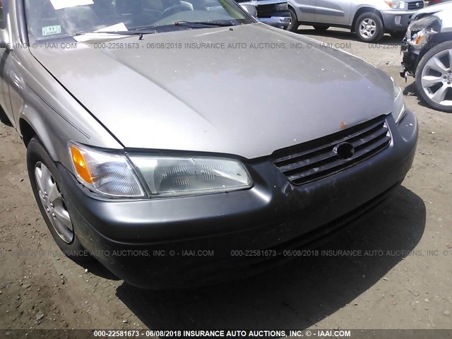 4T1BG22K3XU511814 - 1999 TOYOTA CAMRY CE/LE/XLE 灰色 照片 6