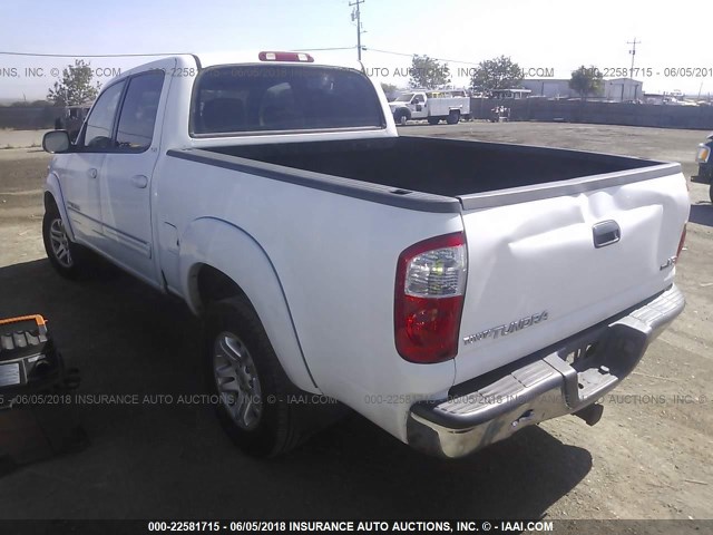 5TBET34156S558328 - 2006 TOYOTA TUNDRA DOUBLE CAB SR5 WHITE photo 3