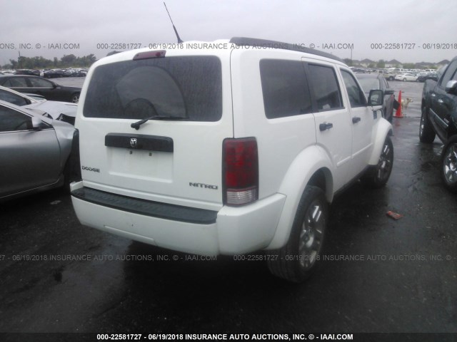 1D4PT4GK5BW537423 - 2011 DODGE NITRO HEAT WHITE photo 4