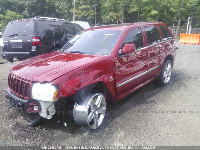 1J8HR78396C214095 - 2006 JEEP GRAND CHEROKEE SRT-8 RED photo 2