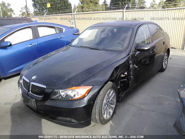 WBAVC53527FZ75119 - 2007 BMW 328 I SULEV BLACK photo 2