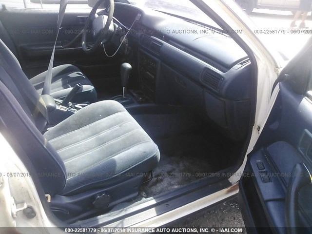 4T1SV21E8MU332973 - 1991 TOYOTA CAMRY DLX WHITE photo 5