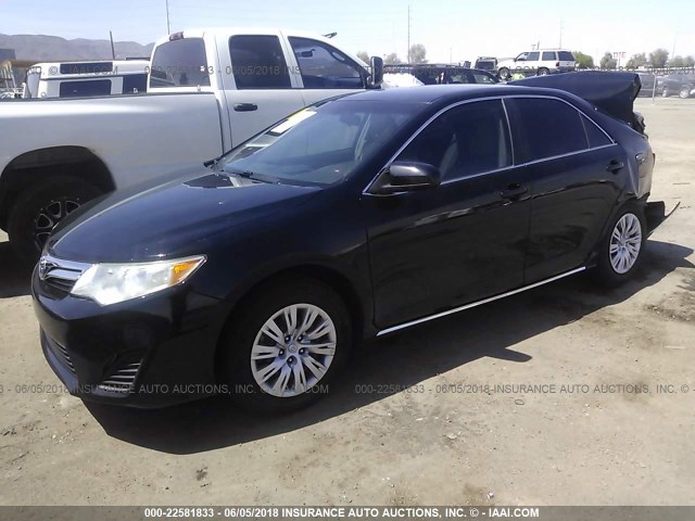 4T1BF1FK9CU158982 - 2012 TOYOTA CAMRY SE/LE/XLE 黑色 照片 2
