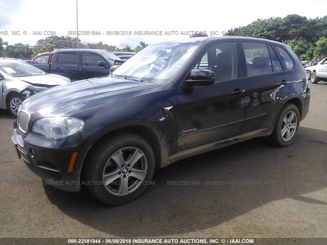 5UXZW0C57BL655527 - 2011 BMW X5 XDRIVE35D BLACK photo 2