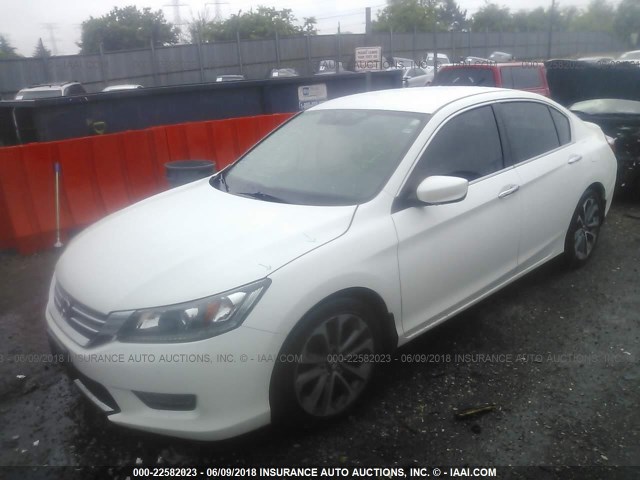 1HGCR2F51EA004806 - 2014 HONDA ACCORD SPORT თეთრი ფოტო 2