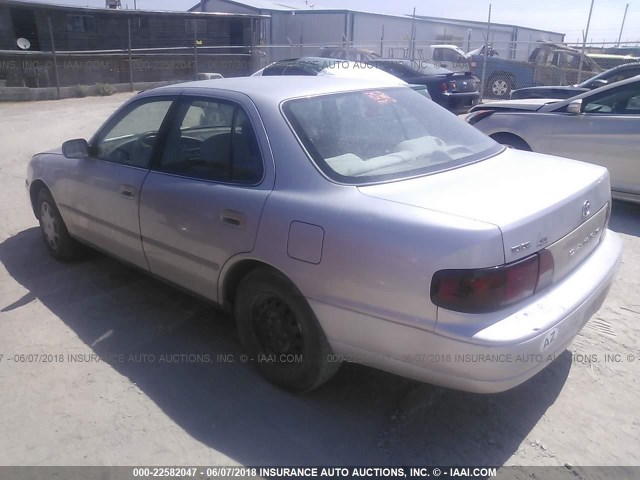 4T1SK11E5SU581909 - 1995 TOYOTA CAMRY DX SILVER photo 3