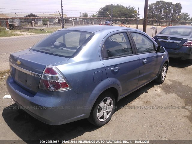 KL1TD56678B049780 - 2008 CHEVROLET AVEO LS BLUE photo 4