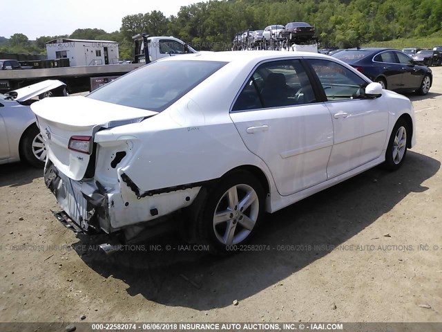 4T1BF1FK2DU656510 - 2013 TOYOTA CAMRY L/SE/LE/XLE 白色 照片 4