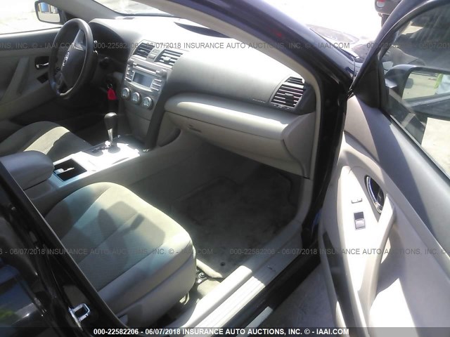 4T4BE46K08R026713 - 2008 TOYOTA CAMRY CE/LE/XLE/SE BLACK photo 5