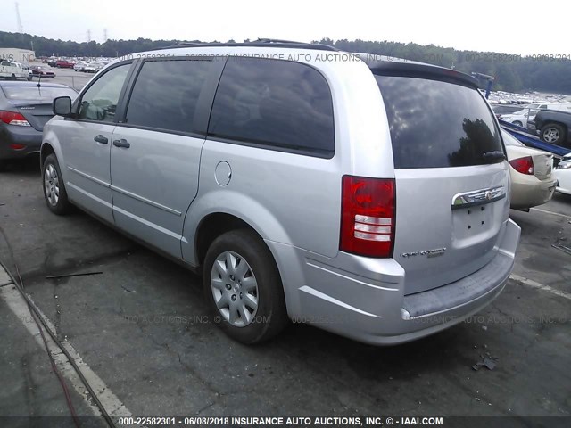 2A8HR44H38R818140 - 2008 CHRYSLER TOWN & COUNTRY LX SILVER photo 3