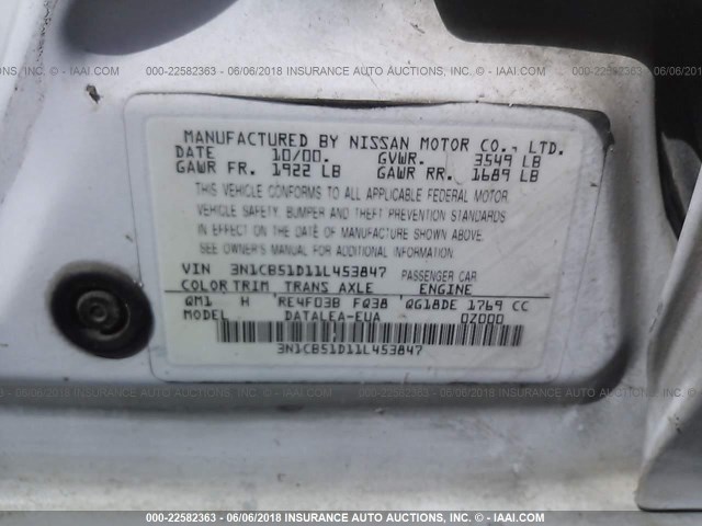 3N1CB51D11L453847 - 2001 NISSAN SENTRA XE/GXE WHITE photo 9