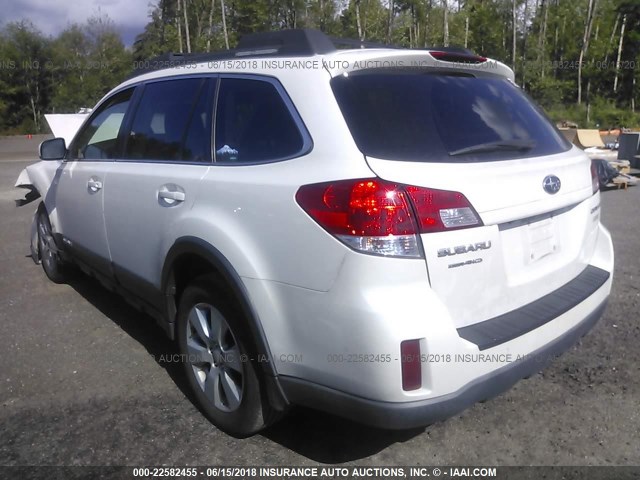 4S4BRBGCXB3342224 - 2011 SUBARU OUTBACK 2.5I PREMIUM WHITE photo 3